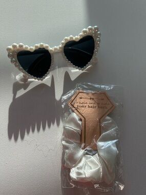NEW Pearl Heart Sunglasses & White Scrunchie